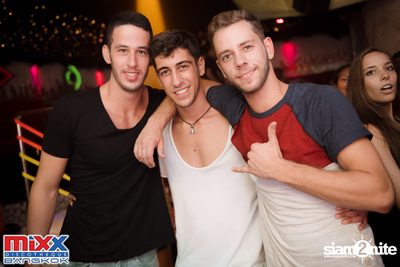 Neon BeatZ Party at MIXX Bangkok — photo 100