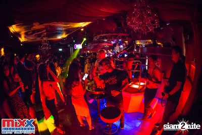 Neon BeatZ Party at MIXX Bangkok — photo 130