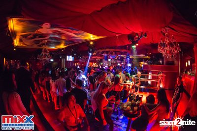 Neon BeatZ Party at MIXX Bangkok — photo 137
