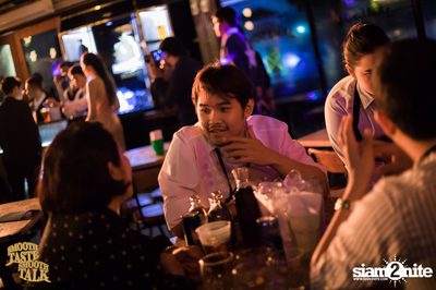 Smooth Taste Smooth Talk ที่ รียูเนี่ยน ทองหล่อ — photo 16