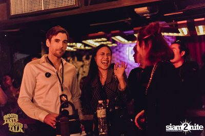 Smooth Taste Smooth Talk ที่ รียูเนี่ยน ทองหล่อ — photo 48