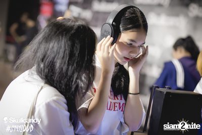Skullcandy Stayloud นำเสนอ Cat Gig Max Jenmana — photo 42