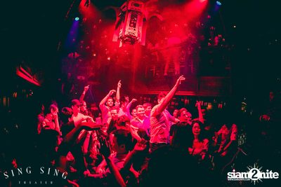 BLING IT กับ Bangkok Invaders ที่ ซิง ซิง เธียเตอร์ — photo 36