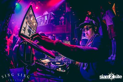BLING IT กับ Bangkok Invaders ที่ ซิง ซิง เธียเตอร์ — photo 45