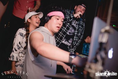 BLING IT กับ Bangkok Invaders ที่ ซิง ซิง เธียเตอร์ — photo 71