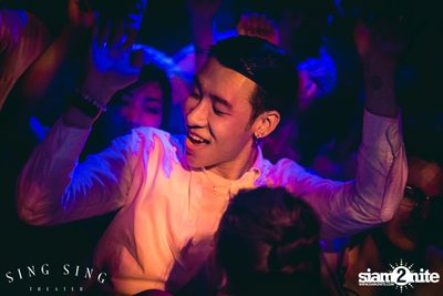 BLING IT กับ Bangkok Invaders ที่ ซิง ซิง เธียเตอร์ — photo 85
