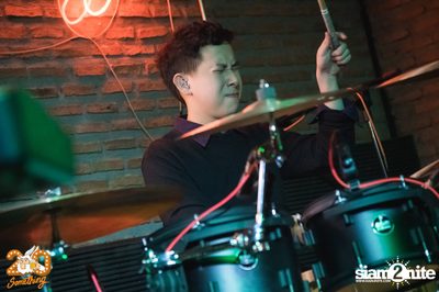 Sqweez Animal x The Parkinson at 20Something Bar — photo 47