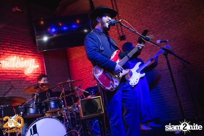 Sqweez Animal x The Parkinson at 20Something Bar — photo 57