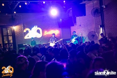 Sqweez Animal x The Parkinson at 20Something Bar — photo 63