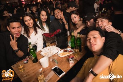 Sqweez Animal x The Parkinson at 20Something Bar — photo 108