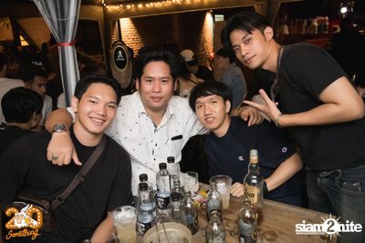 Sqweez Animal x The Parkinson at 20Something Bar — photo 123