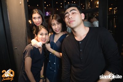 Sqweez Animal x The Parkinson at 20Something Bar — photo 127
