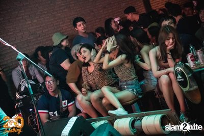 Sqweez Animal x The Parkinson at 20Something Bar — photo 132