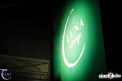 Charmers: Friday Ladies Night at Luna Lounge — photo 1