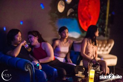Charmers: Friday Ladies Night at Luna Lounge — photo 20