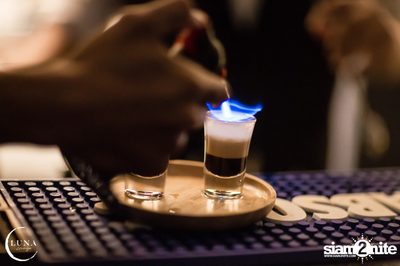Charmers: Friday Ladies Night at Luna Lounge — photo 22