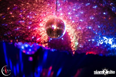 Charmers: Friday Ladies Night at Luna Lounge — photo 26
