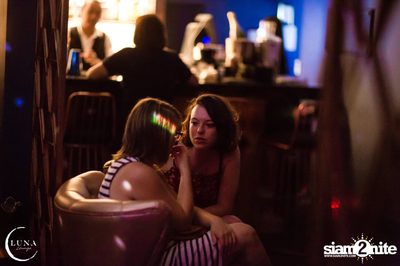 Charmers: Friday Ladies Night at Luna Lounge — photo 33