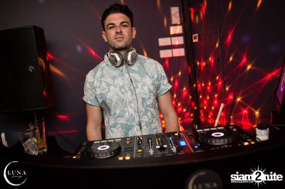 Charmers: Friday Ladies Night at Luna Lounge — photo 38