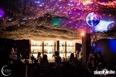 Charmers: Friday Ladies Night at Luna Lounge — photo 43