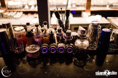 Charmers: Friday Ladies Night at Luna Lounge — photo 48