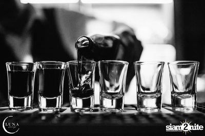 Charmers: Friday Ladies Night at Luna Lounge — photo 57