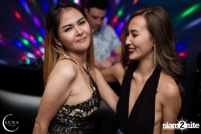 Charmers: Friday Ladies Night at Luna Lounge — photo 73