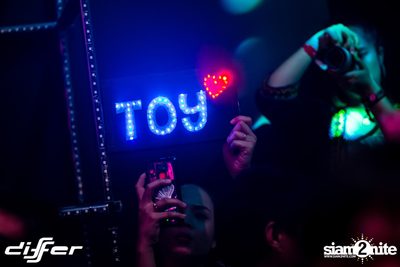 Max Jenmana x The Toys ที่ ดิฟเฟอร์ ผับ พัทยา — photo 86
