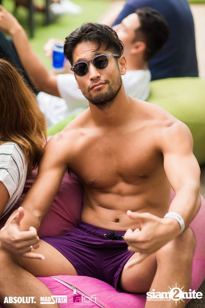 Splash Pool Party at SPLASH at Aloft — photo 9