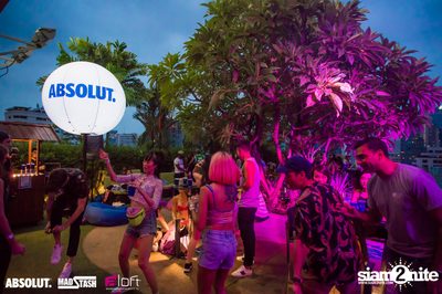 Splash Pool Party at SPLASH at Aloft — photo 67