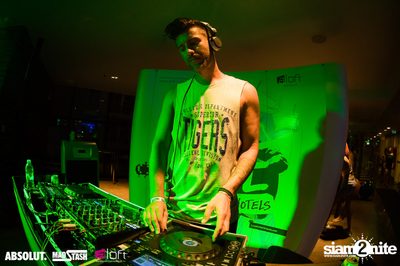 Splash Pool Party at SPLASH at Aloft — photo 87