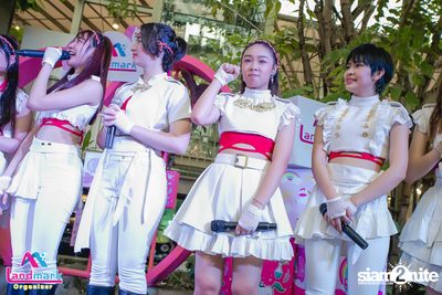 Landmark Organizer pres. Cute Unicorn x Sweat 16 Mini Concert — photo 106