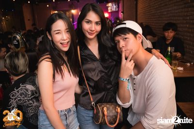 Klear at 20Something Bar — photo 25
