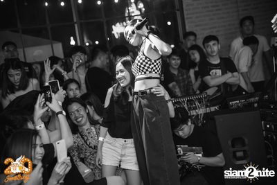 Klear at 20Something Bar — photo 79