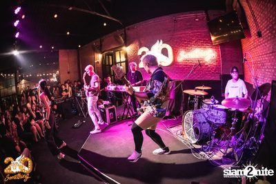 Klear at 20Something Bar — photo 92