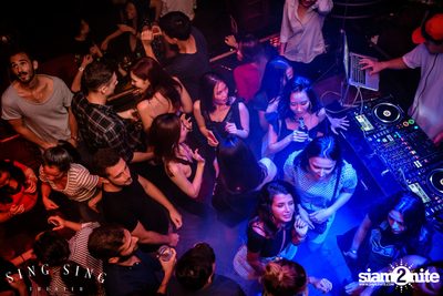 BLING IT กับ Bangkok Invaders ที่ ซิง ซิง เธียเตอร์ — photo 34