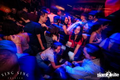 BLING IT กับ Bangkok Invaders ที่ ซิง ซิง เธียเตอร์ — photo 93
