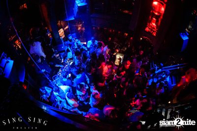 BLING IT กับ Bangkok Invaders ที่ ซิง ซิง เธียเตอร์ — photo 110