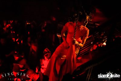 BLING IT กับ Bangkok Invaders ที่ ซิง ซิง เธียเตอร์ — photo 111