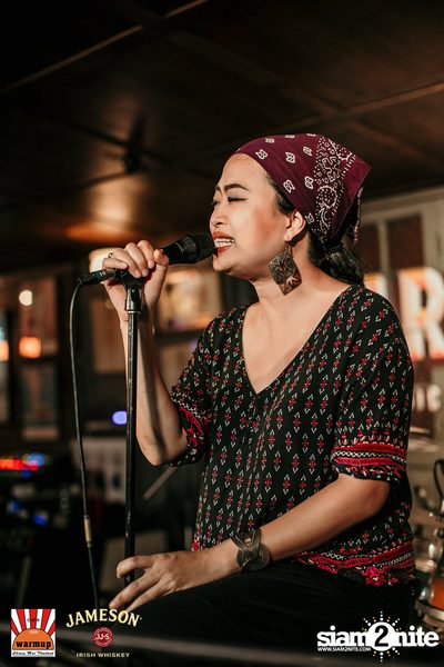 The Toys & Max Jenmana ที่ วอร์มอัพคาเฟ่ เชียงใหม่ — photo 9