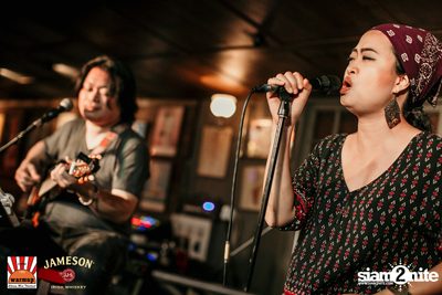 The Toys & Max Jenmana ที่ วอร์มอัพคาเฟ่ เชียงใหม่ — photo 10