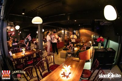 The Toys & Max Jenmana ที่ วอร์มอัพคาเฟ่ เชียงใหม่ — photo 17