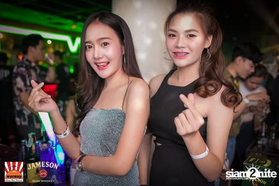 The Toys & Max Jenmana ที่ วอร์มอัพคาเฟ่ เชียงใหม่ — photo 32