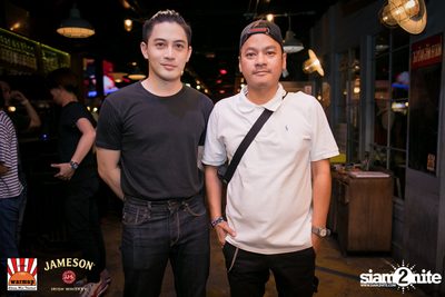 The Toys & Max Jenmana ที่ วอร์มอัพคาเฟ่ เชียงใหม่ — photo 72