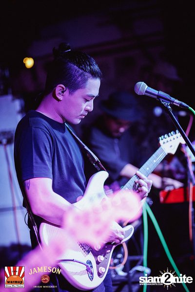 The Toys & Max Jenmana ที่ วอร์มอัพคาเฟ่ เชียงใหม่ — photo 81