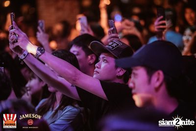 The Toys & Max Jenmana ที่ วอร์มอัพคาเฟ่ เชียงใหม่ — photo 82