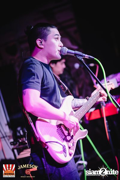The Toys & Max Jenmana ที่ วอร์มอัพคาเฟ่ เชียงใหม่ — photo 83