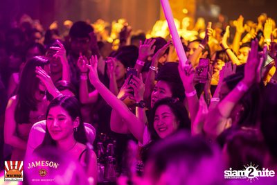 The Toys & Max Jenmana ที่ วอร์มอัพคาเฟ่ เชียงใหม่ — photo 87