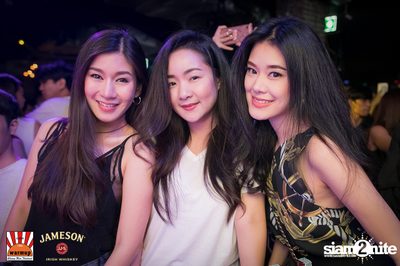 The Toys & Max Jenmana ที่ วอร์มอัพคาเฟ่ เชียงใหม่ — photo 92