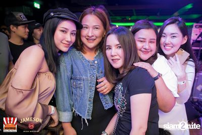 The Toys & Max Jenmana ที่ วอร์มอัพคาเฟ่ เชียงใหม่ — photo 93